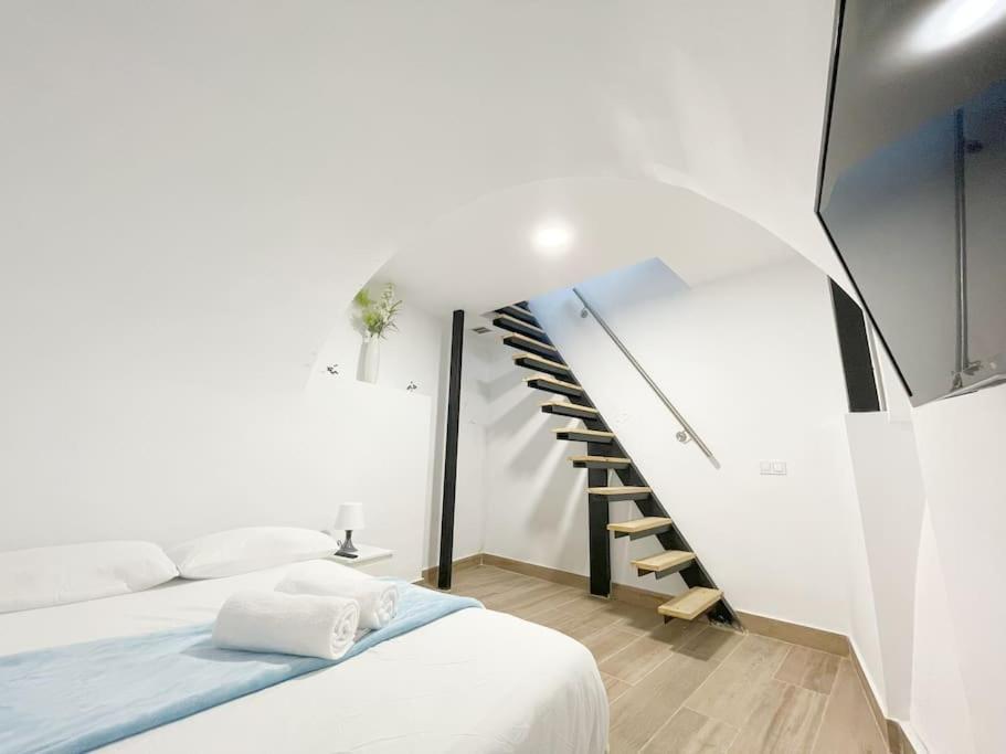 Cerca Del Centro Y Luminoso Apartment มาดริด ภายนอก รูปภาพ