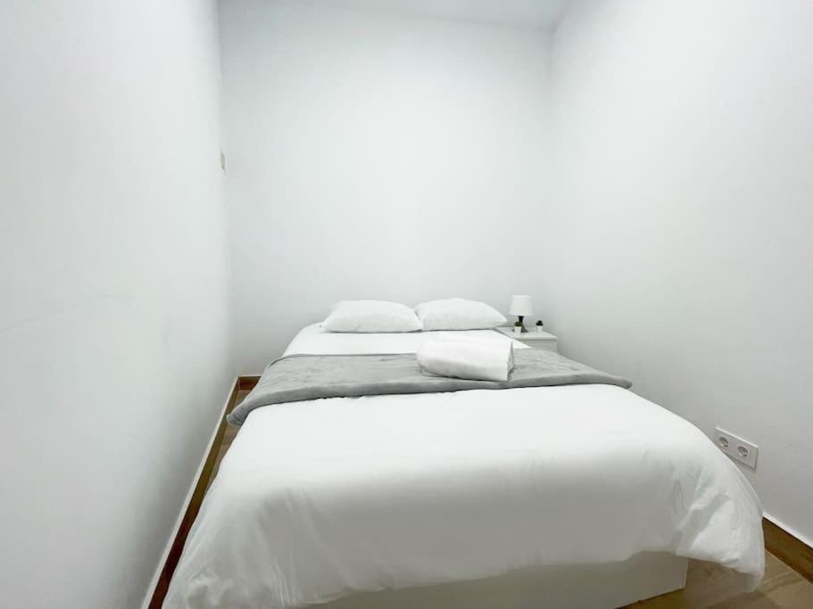 Cerca Del Centro Y Luminoso Apartment มาดริด ภายนอก รูปภาพ